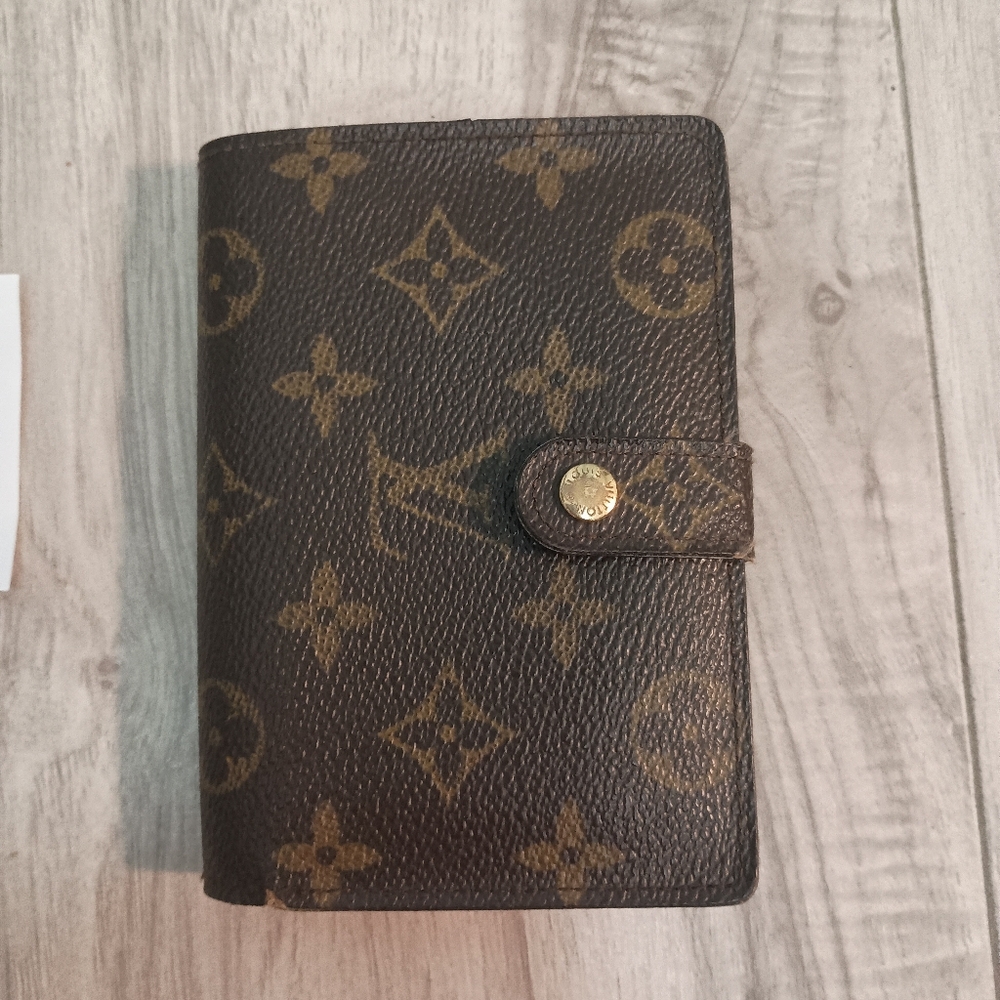 Louis Vuitton Monogram Snap Compact Wallet in Brown and Gold